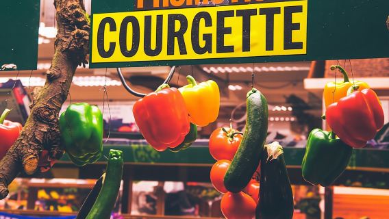 Gourmet food tour in Les Halles-Montorgueil neighborhood