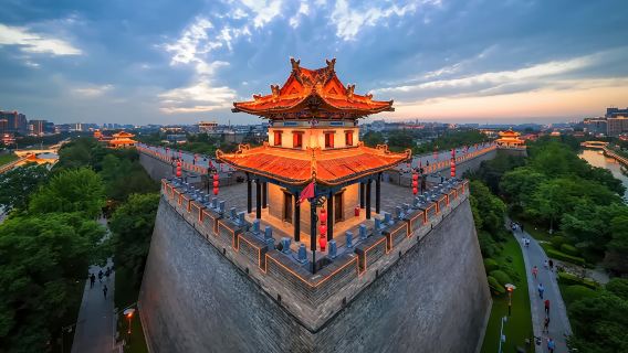 Xi'an South Gate + Bell Tower and Drum Tower Square + City Wall + YongxingFang + Dayan Pagoda North Square|1-day tour
