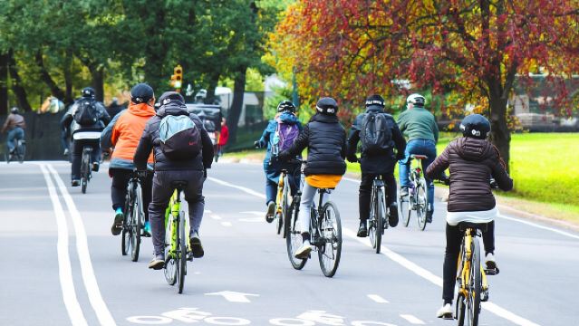 Central Park NYC Highlights Small-Group Bike Tour