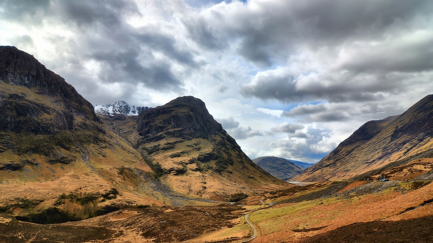 Fort Augustus + Loch Ness + Glencoe Tagesausflug mit chinesischer Führung | Optionale Bootsfahrt auf dem Loch Ness