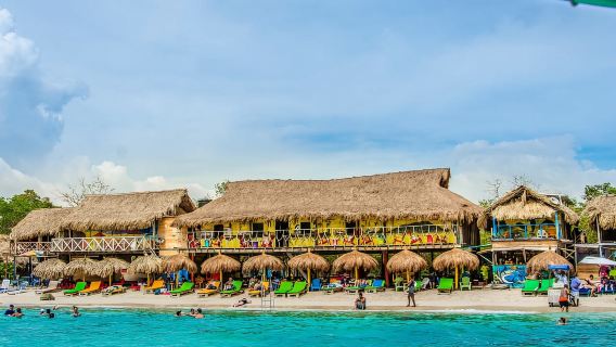 Cartagena: 4 Island Day Trip by Boat and Caribbean Lunch