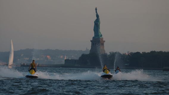 From Jersey City: Manhattan Jet Ski Tour