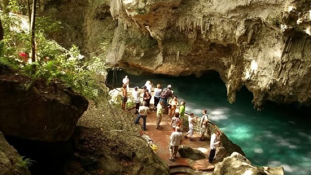 ทริปวันเดียวไปซานโตโดมิงโกตั้งแต่ปุนตากานา