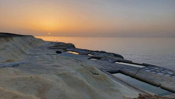 Tuk-Tuk-Tour bei Sonnenuntergang auf Gozo und zur Blauen Lagune (Comino)