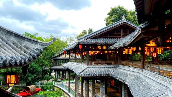 Harta seni Shenzhen dalam sehari: Jelajah bandar lama, nikmati lukisan minyak, cari barangan antik di jalan lama