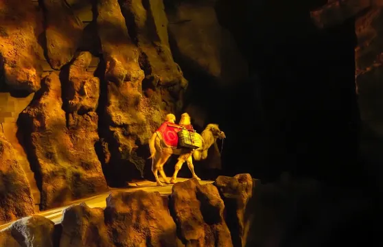 陝西西安《駝鈴傳奇》秀演出票|會跑的實景演藝【多個場次和坐席可選+1.2米以下免費+聆聽華夏千年回響】