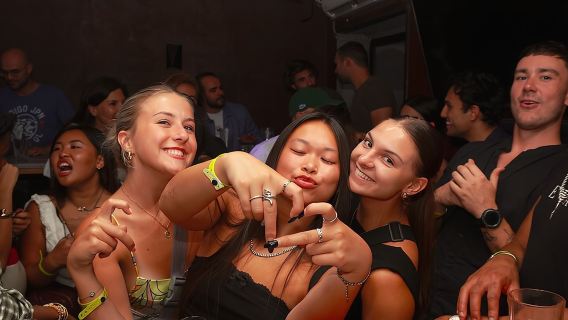 Nice: Kneipentour mit 5 Gratis-Shots und VIP-Zugang zu Bars & Clubs
