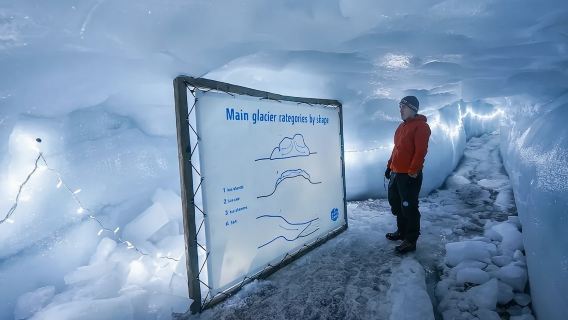 tour di un giorno al tunnel di ghiaccio di Langjökull (include il prelievo da Leida, i biglietto d'ingresso la grotta di ghiaccio e il camion del ghiacciaio)
