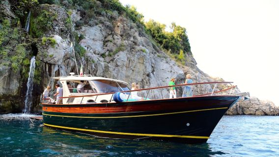Amalfi Coast and Positano Yacht one-day tour in Italy|Land and sea views|2Small town sightseeing