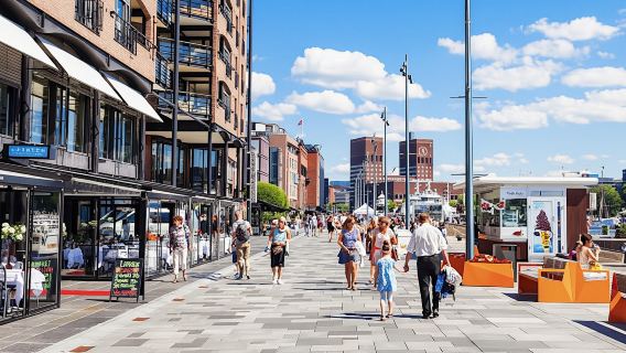 Private and personalized tour of Oslo with a local