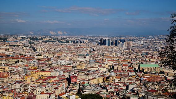 Tour a piedi delle origini e delle leggende di Napoli