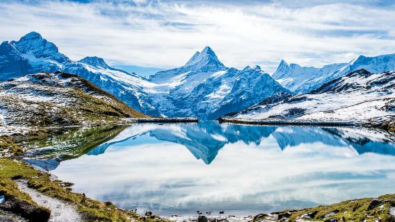 慕尼黑林德霍夫宮+阿爾卑斯湖+上阿默高壁畫村/中文司機上門接
