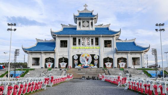 Dong HoiTravel Services