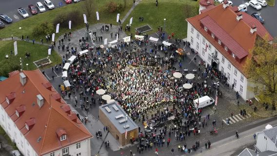 希恩包車一日環線：北歐藍絲帶運河+世界遺產探秘+文學藝術之旅