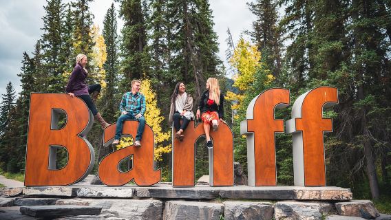 Banff: Lake Louise, Emerald Lake, and Moraine Lake Tour