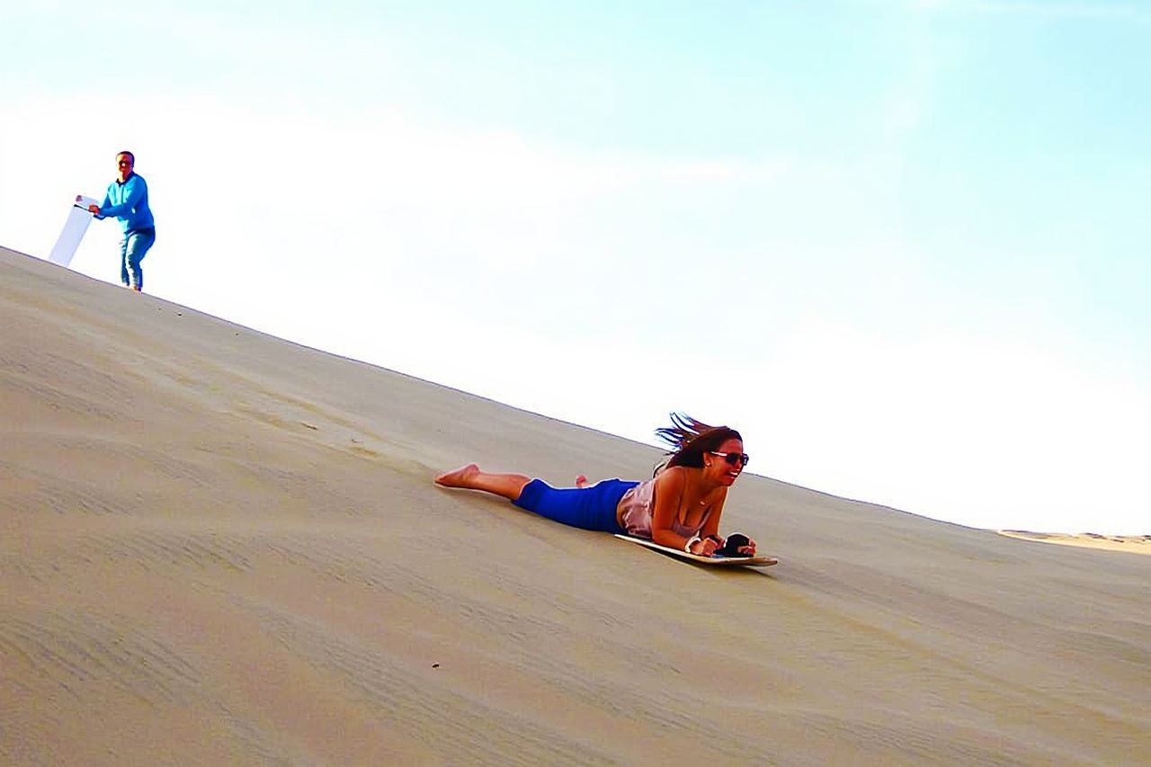 Ab Ica: Huacachina-Lagune & Wüstentour mit Sandboarding