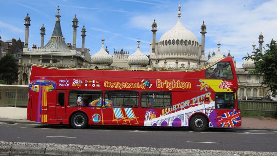 Brighton: Stadtrundfahrt im Hop-On/Hop-Off-Bus