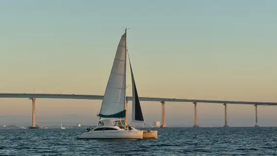 San Diego Bay: 2.5 hour Pure Catamaran Sailing Cruise