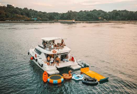 Singapore Yacht Charter (Luxury Monohull/Catamaran) - Optional Professional Fishing/BBQ/Water Activities/Sunset Aerial Photography of Southern Islands