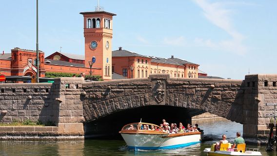 Malmö: Rundan Sightseeing Boat Tour