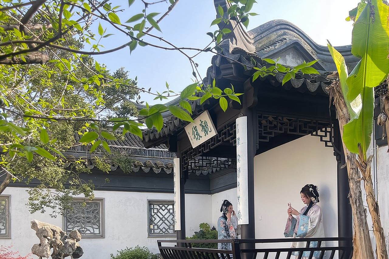 Explore Suzhou's Hidden Gardens&Enchanting Tongli Ancient Town