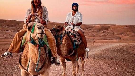 Ngắm hoàng hôn & Cưỡi lạc đà & Ăn tối tại Sa mạc Agafay Marrakech