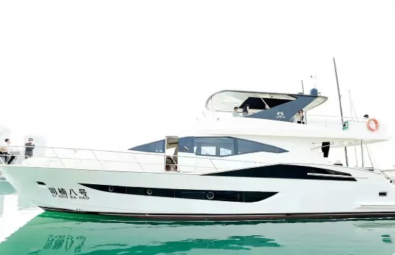 【海口遊艇租賃】全新76呎3層豪華飛橋遊艇包艇(荷載10人)多人出海【1室2廳3衛1廚+KTV】聚會/出遊/派對