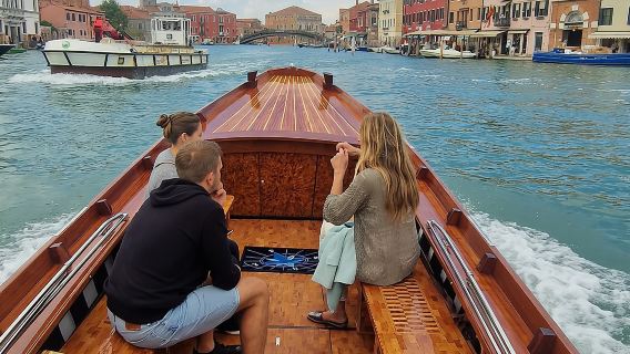 Rondleiding door de lagune van Venetië met een historische Venetiaanse boot
