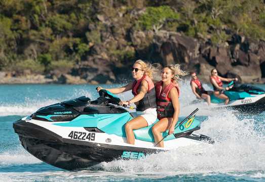 Whitsundays Jet Ski Experience [Free Airlie Beach Transfer + English Guide/Safety Training + Optional Duration + Travel Photos Included] AUD 264.97