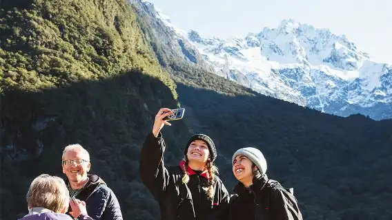 Small Group, Award Winning Milford Sound Day Experience & Cruise
