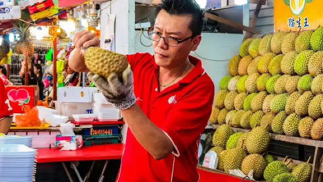 Singapore Street Food Tour with a Local: A Feast for Foodies 100% Personalized