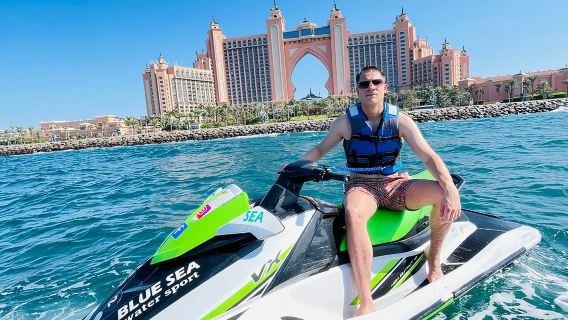 Экскурсия на гидроцикле в Дубае, продолжительность 30 минут, Бурдж-аль-Араб.