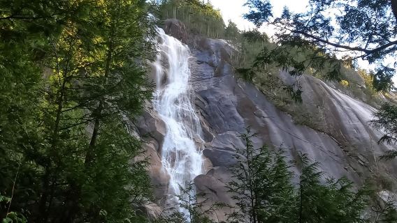 ทัวร์วิสต์เลอร์, กระเช้าลอยฟ้าซีทูสกาย, น้ำตกแชนนอน และทะเลสาบกรีนเลค