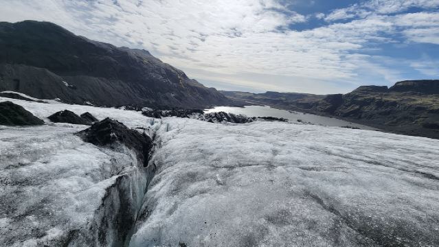 冰島雷克雅未克-米達爾斯冰原-維克【中文專車-悅享旅途】
