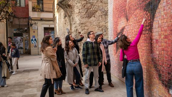 Barcelona: Tour đi bộ khám phá những viên ngọc ẩn giấu bao gồm hơn 10 điểm tham quan