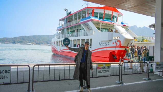 Explore Hiroshima and Miyajima by bullet train - Full-Day Tour