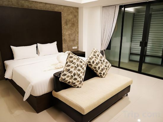 The Proud Exclusive Hotel - Tap to explore photos