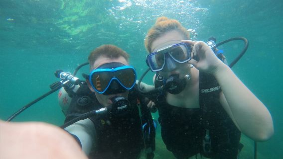 柬埔寨西哈努克城高龍島一日遊【來回船票+可選水上電單車沙灘車】
