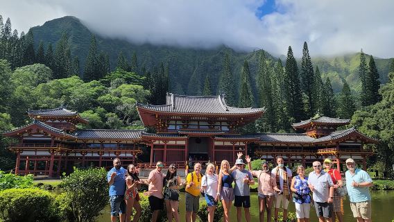 Byodo In Temple & Waimea Botanical Garden and Waterfall Day Tour