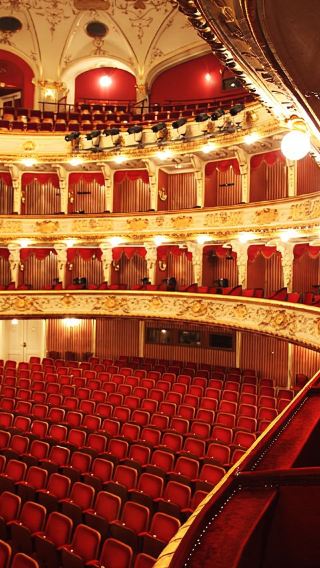 Private charter to Ban Jelacic Square + Museum of Broken Relationships + Croatian National Theatre in Croatia