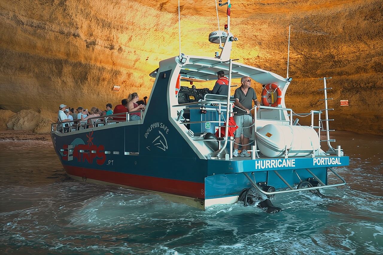 NEW Lagos-Watching Dolphins and Benagil Cave with Biologists