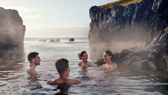 Lawatan Kumpulan Kecil Iceland Selatan dari Reykjavík dengan Sky Lagoon Spa