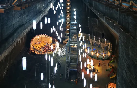 從克盧日出發的圖爾達鹽礦、科爾溫城堡和阿爾巴堡壘