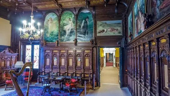 Small-Group Day Trip to Dracula's Castle, Brasov and Peles Castle