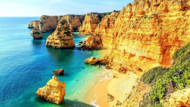 Da Faro: Grotta di Benagil, Marinha & Carvoeiro [Tour di un'intera giornata]