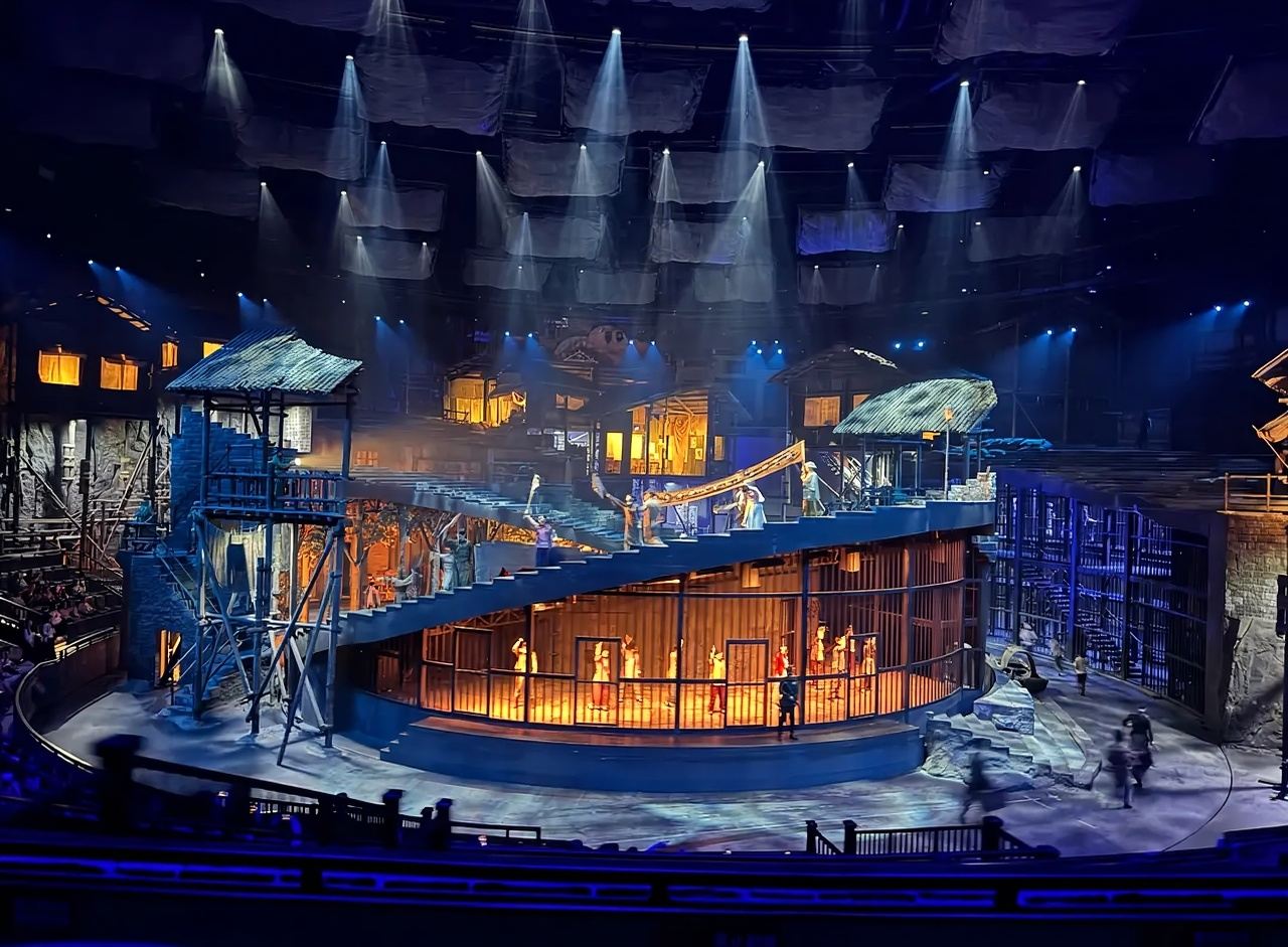 Chongqing 1949 Grand Theater show/concert ticket for Chongqing 1949 (360° rotating stage + lifelike recreation of old Chongqing + heartfelt performances by actors + audio-visual feast)