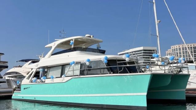 【廈門遊艇包船團建】廈門五緣灣30人遊艇包船出海團建~觀光美景海釣娛樂