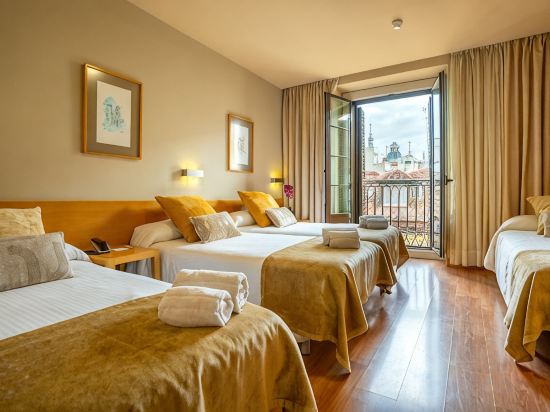 Hotel Victoria 4 Room Type - Triple Room