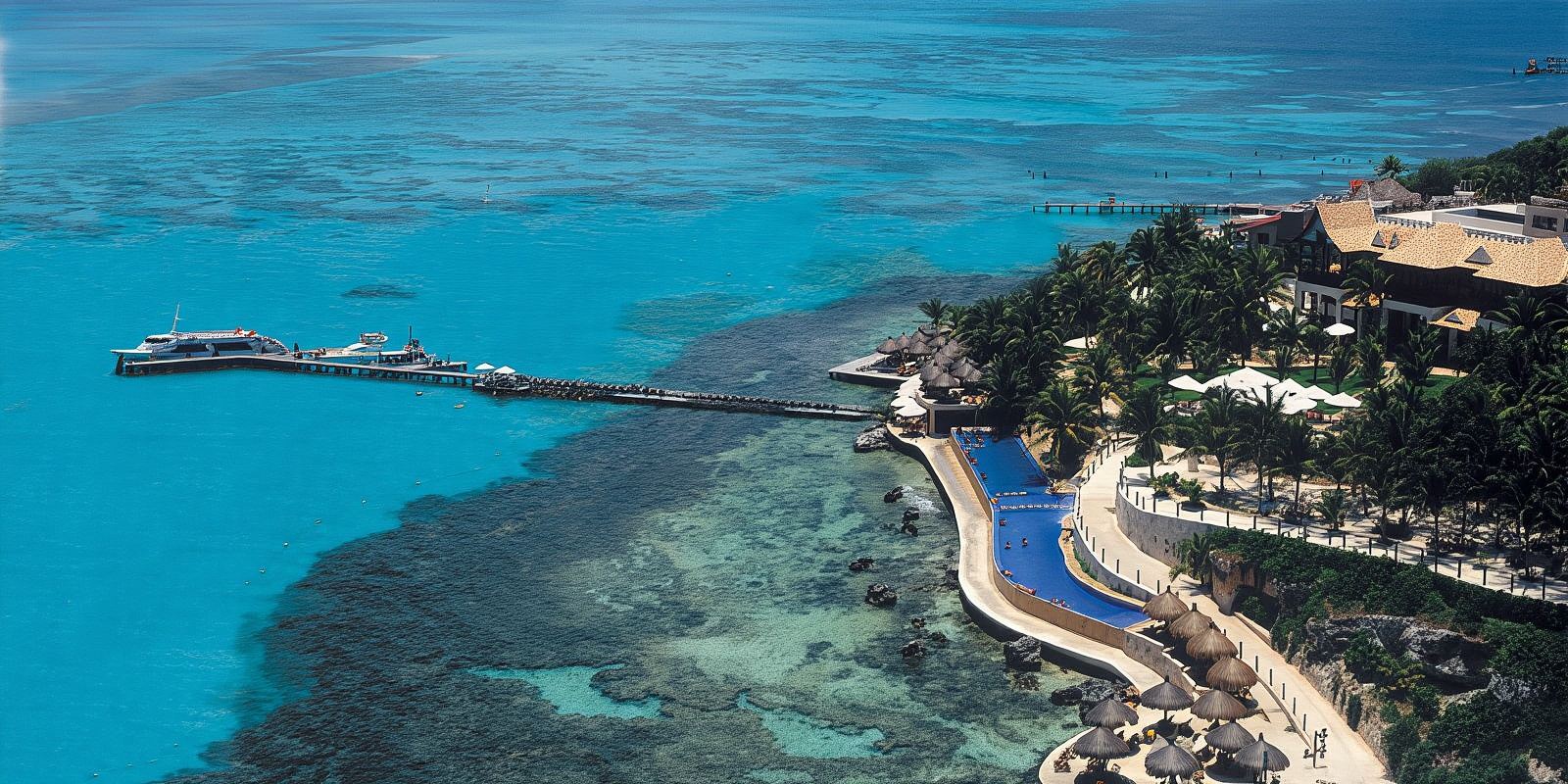 1-day tour to Isla Mujeres + Dolphin Discovery Isla Mujeres + Garrafon Park - MX