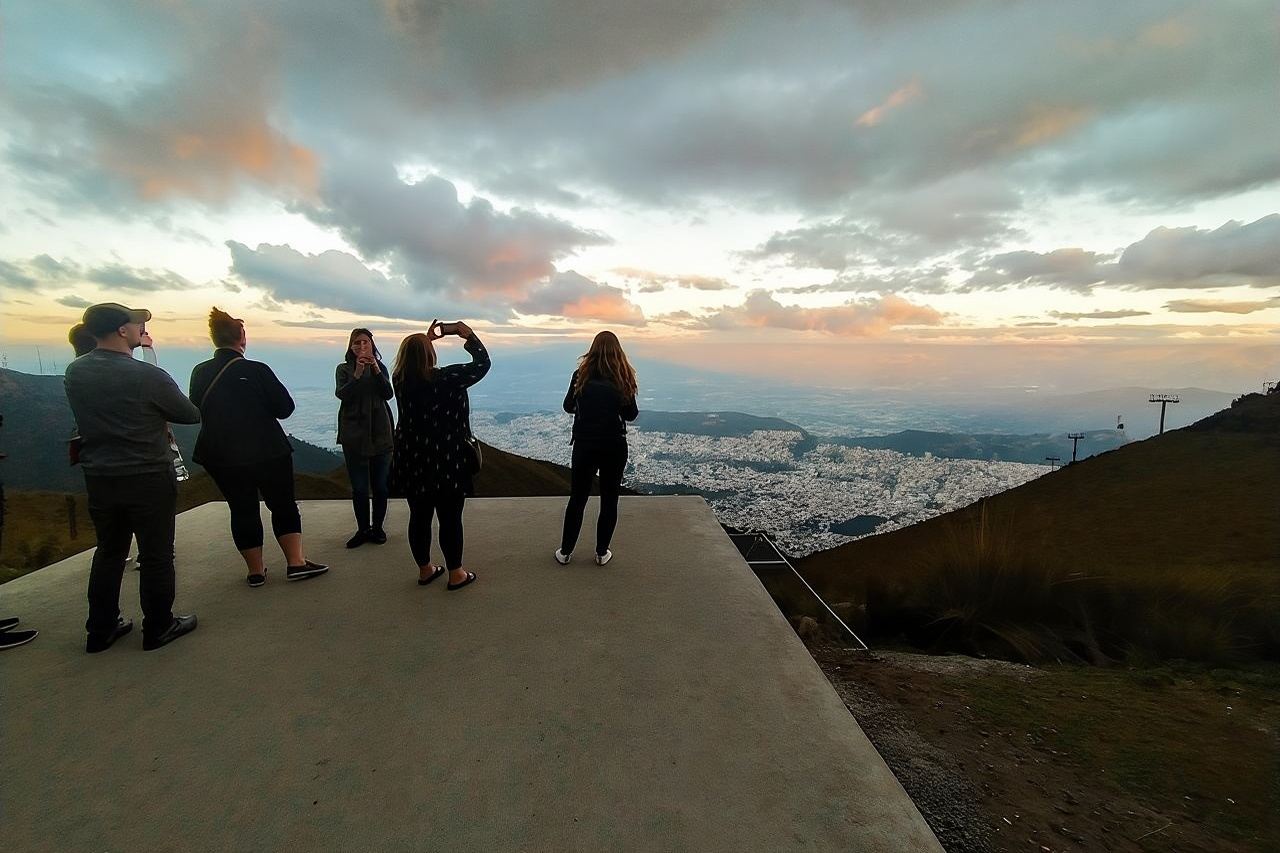 Tour privato del centro del mondo e della funivia